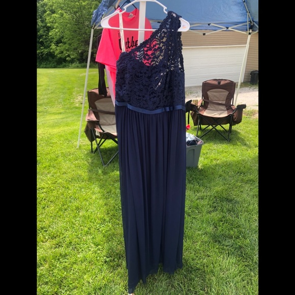 David’s Bridal Bridesmaid dress size 16 - Picture 1 of 4